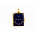 AN 18CT GOLD AND BLUE ENAMEL PENDANT