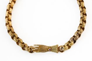 A GOLD BELCHER LINK NECKLACE