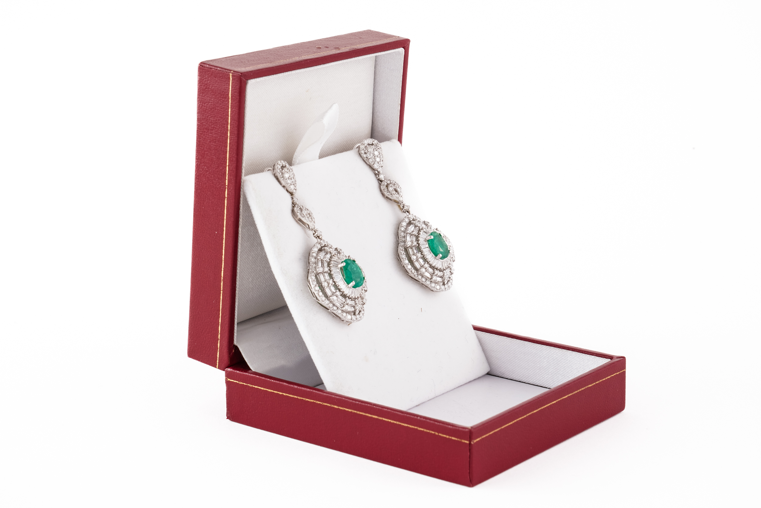 A PAIR OF DIAMOND AND EMERALD SET DROP EARRINGS, BOXED (2) - Image 2 of 7