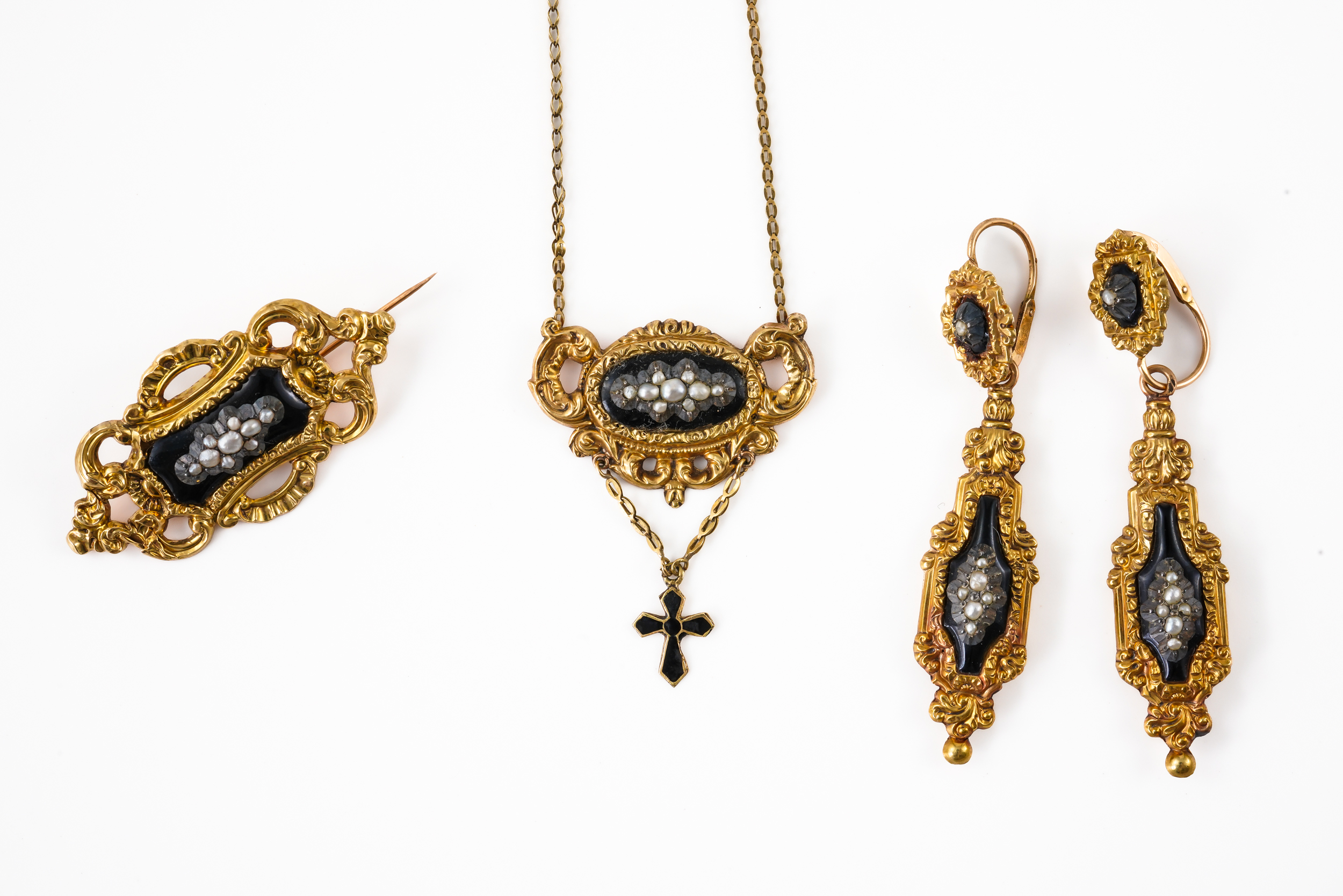 AN ANTIQUE SUITE OF FRENCH JEWELLERY (5) - Image 5 of 6