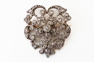 A LATE 19TH CENTURY DIAMOND SET BROOCH, BOXED