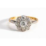 A GOLD AND PLATINUM DIAMOND CLUSTER RING, BOXED