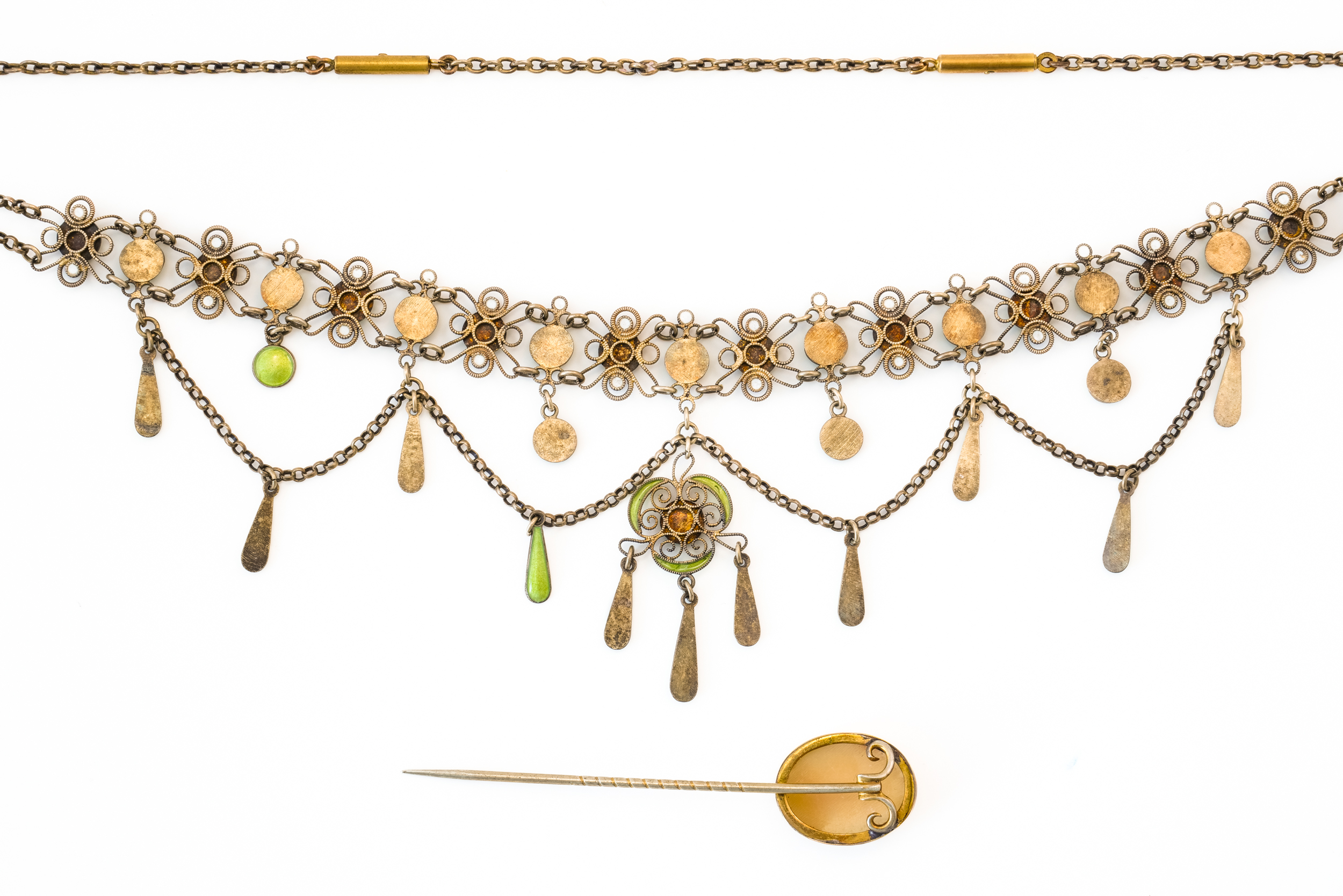 A SCANDINAVIAN SILVER GILT ENAMELLED NECKLACE AND A VICTORIAN CAMEO STICK PIN (2) - Image 2 of 2