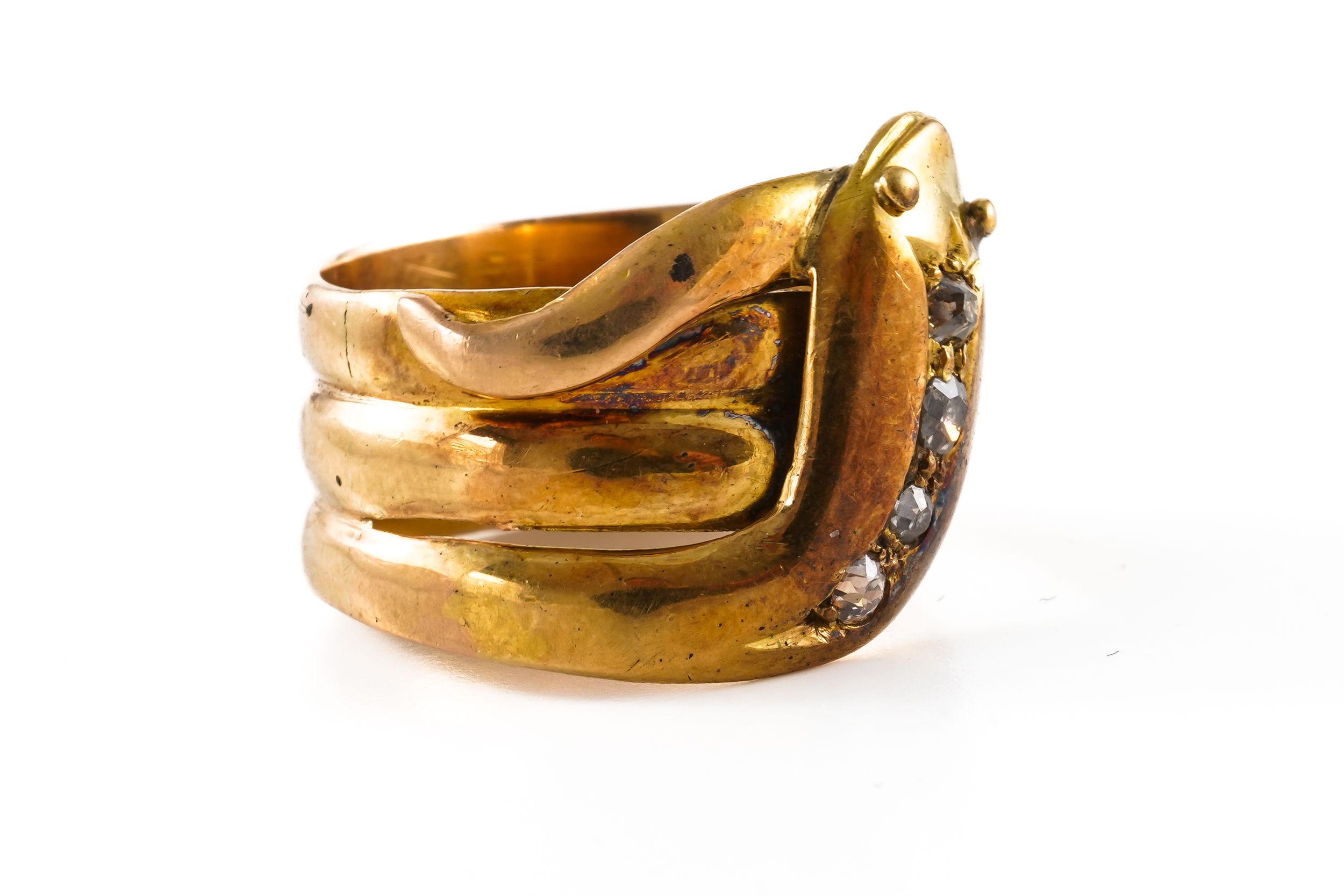 AN 18CT GOLD AND DIAMOND SNAKE RING - Image 2 of 4