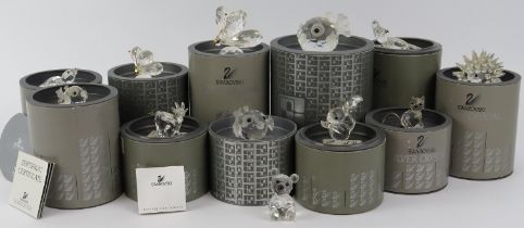 A collection of Swarovski crystal glass animal figurines. Boxes also included. (13 items) 5.2 cm