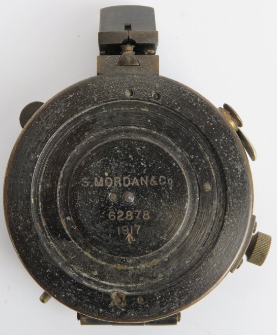 Militaria: A WWI British military compass. Marked ’S. Mordan and Co. 62878 1917’. Verner’s Patter - Image 3 of 3