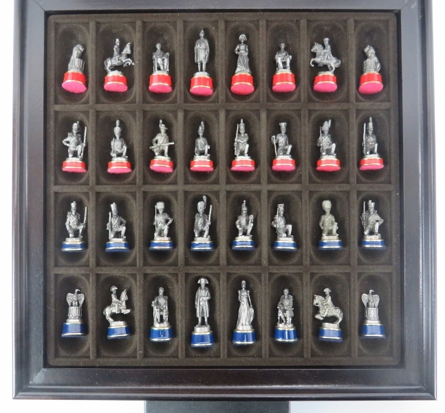 A Franklin Mint Waterloo Museum ‘Battle of Waterloo Chess Set’. The cover designed as a blue and - Image 2 of 3