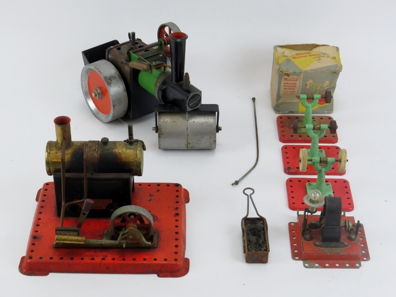 A vintage Mamod steam roller, SE1 stationary steam engine with light bulb generator and polishing - Image 2 of 4