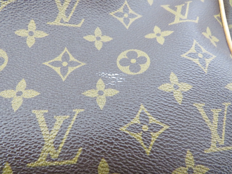 A Louis Vuitton monogram canvas leather Alize 24 Heures travel bag. Brand code: VI0011. - Image 10 of 12