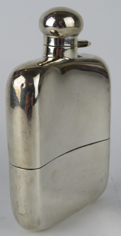 A 1920s silver hip flask with removable silver cup. Hallmarked for Birmingham 1920, maker Hubert - Image 2 of 4