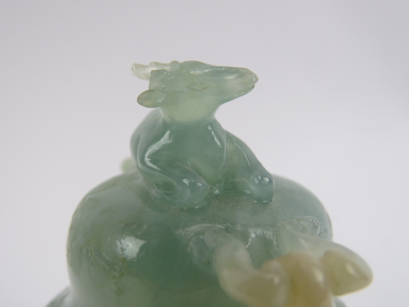 A Chinese carved jadeite tripod censer and cover, 20th century. Decorated with deer head ring - Image 4 of 4