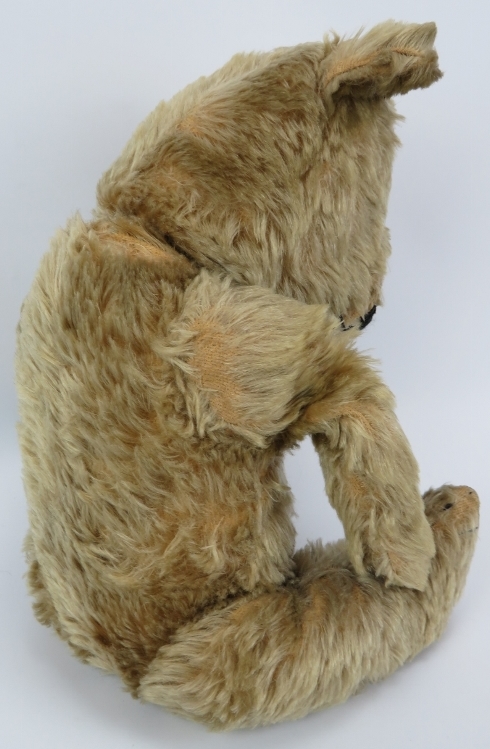 A vintage golden mohair plush teddy bear with growler. 55 cm approximate height. Condition report: - Image 3 of 3