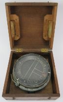 Militaria: An RAF Type P10 military aircraft compass. Struck ‘P.10 No16816 8’ to the top with