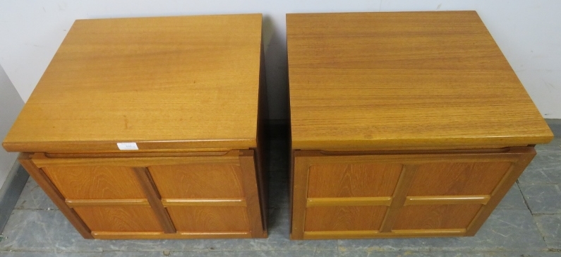 A pair of mid-century teak bedside cabinets by Parker Knoll, the doors with lattice mouldings - Image 3 of 3