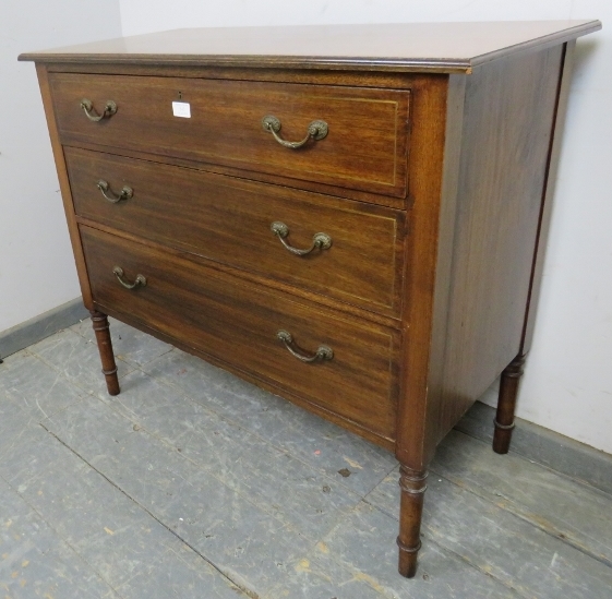 An Edwardian mahogany chest housing three long drawers with fancy brass handles and inlaid brass - Image 2 of 3