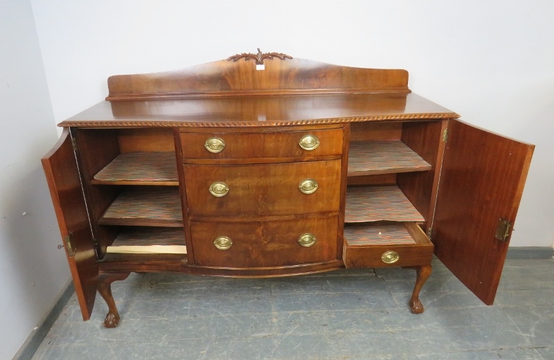 A Regency Revival serpentine fronted mahogany sideboard, the shaped gallery with acanthus carved - Image 3 of 3