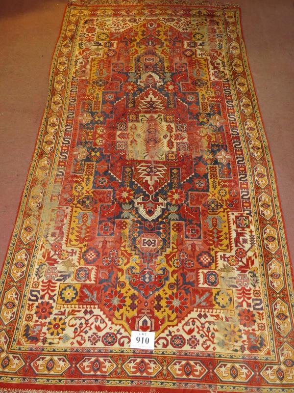 A 20th century Persian style rug, very thin close weave similar to a wall hanging. 280cm x 140cm ( - Image 2 of 5