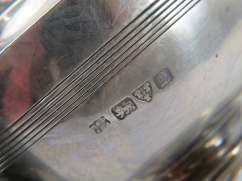 A silver Art Deco teapot with ebony handle and finial. Hallmarked for Chester 1919, maker Barker - Image 3 of 3