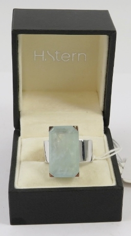 H Stern 18ct white gold, aquamarine and diamond dress ring, the milky aquamarine approximately - Image 6 of 6