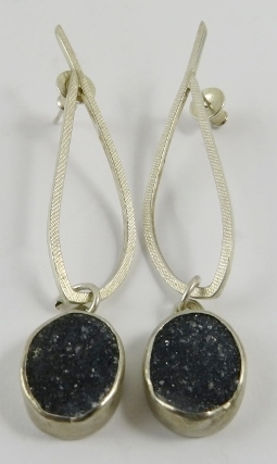 A pair of Artisanal Sussex Guild silver earrings with crystal quartz ‘geode’ drops, 6cm long - Image 2 of 2