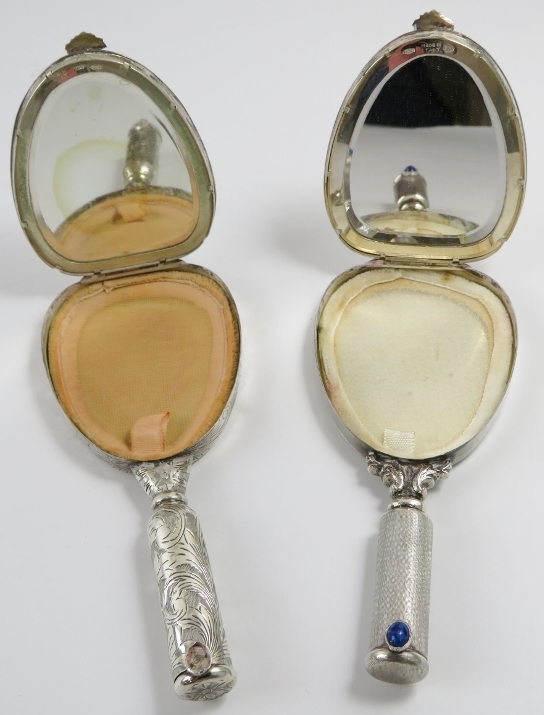 Two novelty Italian silver mirror shaped powder compacts with lipstick holder handles. Each - Image 3 of 3