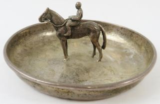 An Asprey & Co silver pin dish with mounted horse and jockey. Hallmarked for London 1929. Diameter