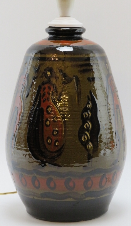 A European studio pottery table lamp, mid 20th century. Hand painted with a continuous scene - Image 3 of 4