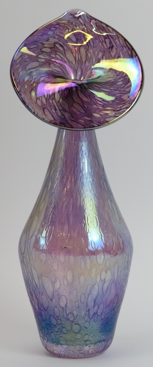 A ‘Jack in the Pulpit’ iridescent glass vase, 20th century. Possibly by Heron glass. 21.2 cm height.