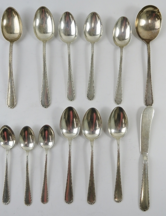 A mixed lot of International Sterling Pine Tree flatware including various spoons, forks and a - Image 3 of 5