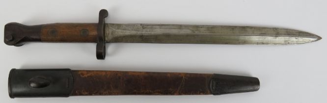 Militaria: An 1888 pattern bayonet, late 19th/early 20th century. ‘M’ struck to the hilt. 44.2 cm