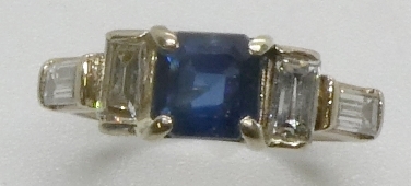 A white precious metal square sapphire and baguette cut diamond ring, the diamonds approximately 0. - Image 3 of 5