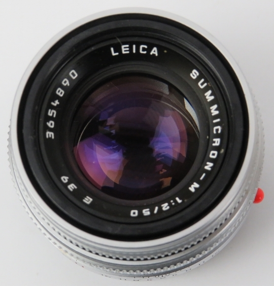 A Leica Summicron-M 1:2 50mm E39 silver camera lens. Leica caps, case and box and included. Serial - Image 2 of 4