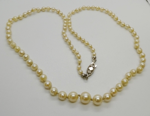 A cultured pearl princess necklace, the graduated pearls from 3-3.5mm to 7-7.5mm, 51cm long, with - Image 2 of 2