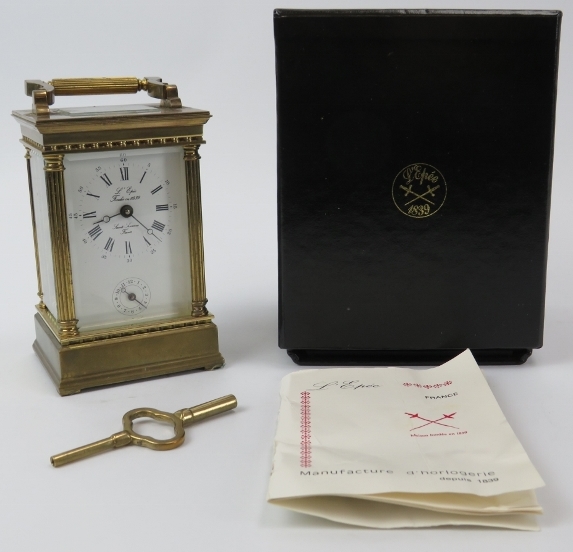 A French L'Epee brass carriage clock, 20th century. Frame with corner columns, dial signed ‘L’Epee - Image 6 of 6