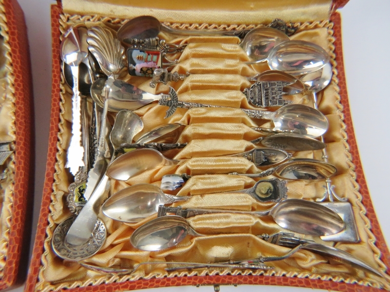 A collection of mainly silver souvenir spoons from countries all over the world, many enamelled. - Image 3 of 4