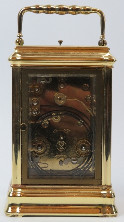 A French L'Epee brass repeater carriage clock, 20th century. Dial signed ‘L’Epee Fondee en 1839 - Image 3 of 6