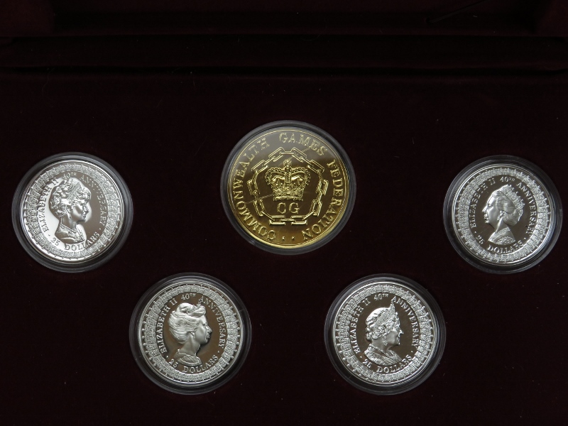 A Royal Australian Mint ‘The Royal Ladies’ sterling silver proof coins and medallion set, circa - Image 2 of 3