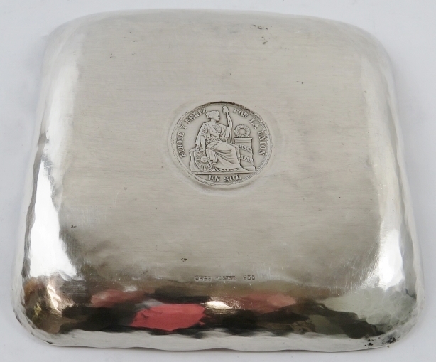 A square planished silver dish with inset Peruvian 1882 9 Decimos coin. 15.5cm x 15.5cm. Marked - Image 2 of 3