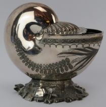 A late Victorian Walker and Hall silver plated nautilus shell spoon warmer. 14.3 cm height.