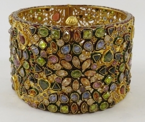 A decorative 22ct gold Indian wide hinged bangle, of openwork design all over set with facet cut - Image 4 of 7