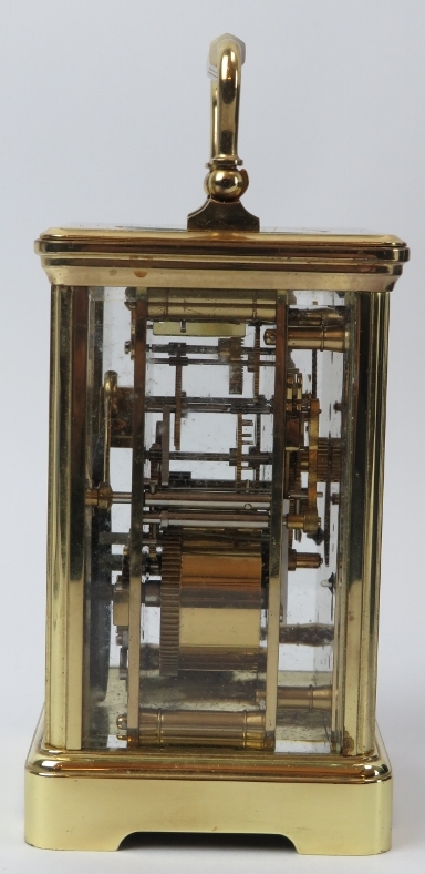 A French L'Epee brass carriage clock, 20th century. Dial signed ‘L’Epee Fondee en 1839 Sainte - Image 3 of 6