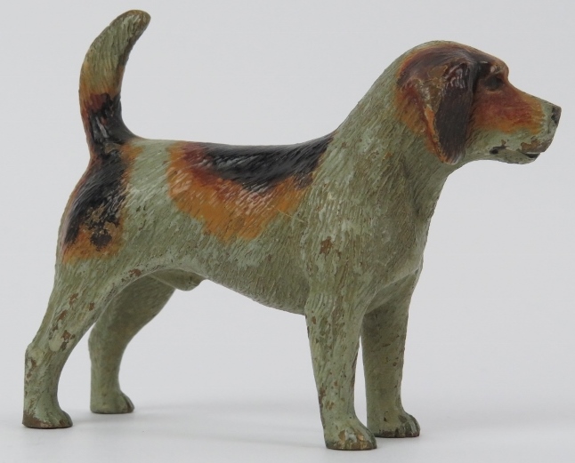 A cold painted bronze figure of a beagle hound dog, early/mid 20th century. Possibly Austrian. 9 - Bild 2 aus 4