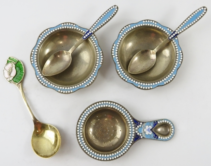 A pair of Russian silver gilt and enamel salts and spoons, a similar tea strainer and a silver - Image 2 of 5
