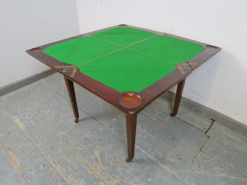 An Edwardian mahogany inlaid and crossbanded envelope card table, having one long frieze drawer, - Bild 5 aus 5