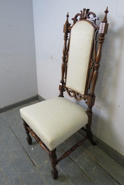 A 19th century rosewood high back hall chair, the carved and pierced back with turned finials and - Bild 2 aus 3