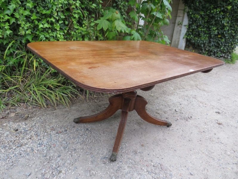 A Regency Period mahogany tilt-top breakfast table, the rectangular top with reeded edge, on a - Image 3 of 3