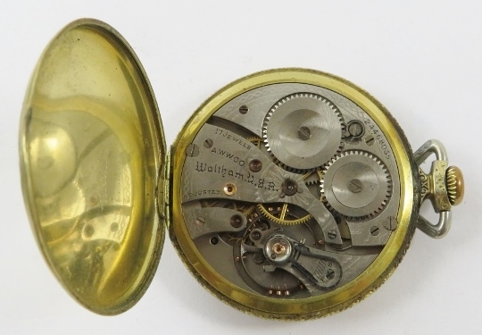 A Waltham Colonial yellow metal pocket watch, with engraved open face, seconds wheel, slimline, - Image 4 of 5
