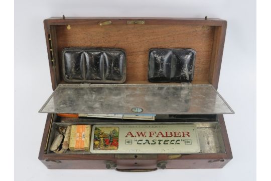 An antique artists travel paintbox, late 19th/early 20th century. With compartmented interior and - Image 2 of 5