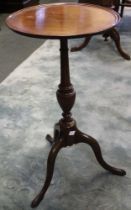 Quality mahogany wine table on fluted baluster column