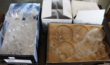 A quantity of miscellaneous glassware